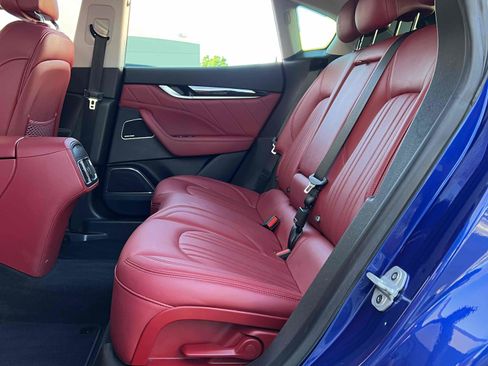 Used 2021 Maserati Levante image 43