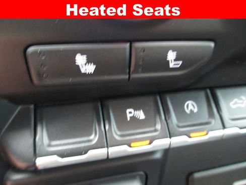 Used 2021 Chevrolet Silverado 1500 LT Trail Boss w/ Convenience Package II image 16