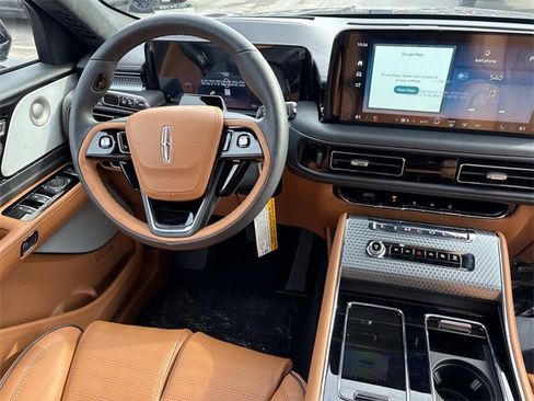 New 2026 Lincoln Aviator Black Label w/ Dynamic Handling Package image 14