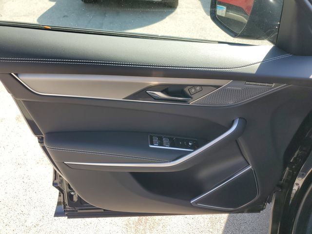 Certified 2026 Jaguar F-PACE R-Dynamic S AWD/4WD image 23