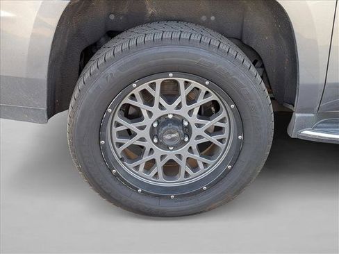 Used 2018 GMC Yukon XL SLT w/ Open Road Package image 15