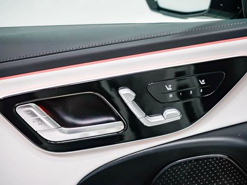 Used 2026 Mercedes-Benz E 350 Sedan image 20