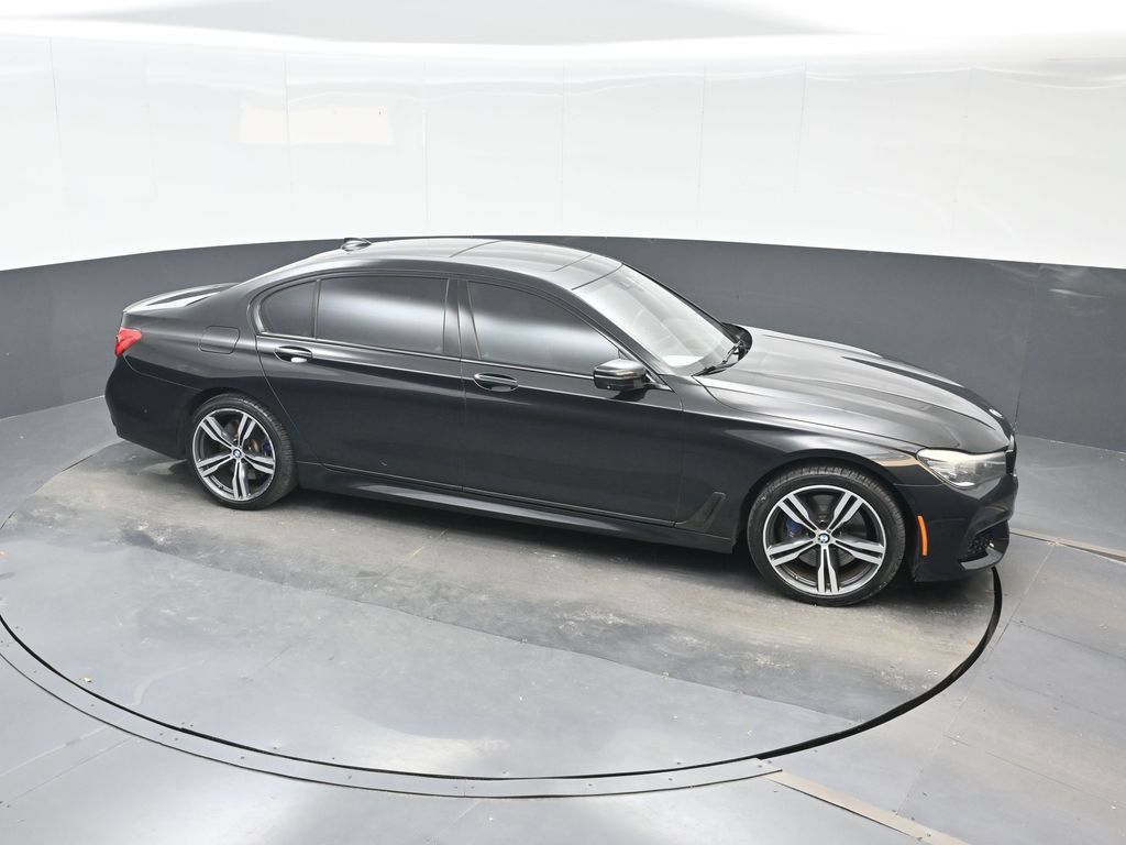 Used 2019 BMW 740i w/ M Sport Package RWD image 23