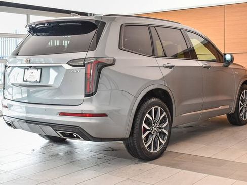 Used 2024 Cadillac XT6 Sport w/ Technology Package AWD/4WD image 6