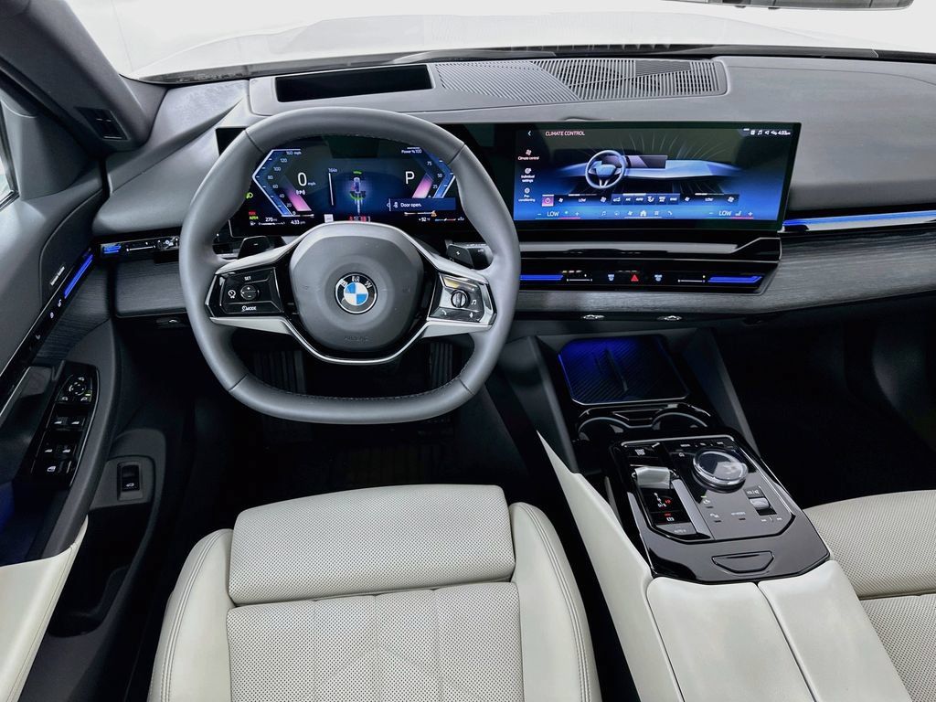 Used 2026 BMW 530i w/ Premium Package RWD image 23