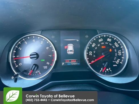 Used 2020 Toyota RAV4 XLE image 15