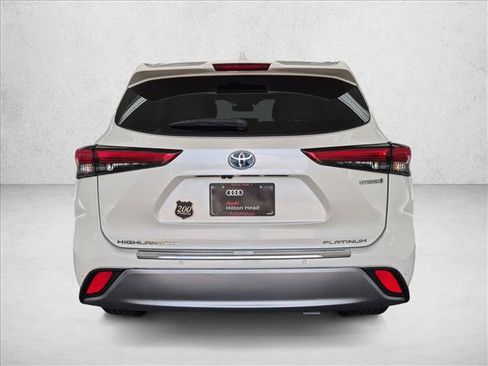 Used 2021 Toyota Highlander Platinum AWD/4WD image 7