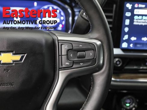 Used 2023 Chevrolet Silverado 1500 LT AWD/4WD image 16