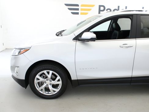 Used 2021 Chevrolet Equinox LT AWD/4WD image 4