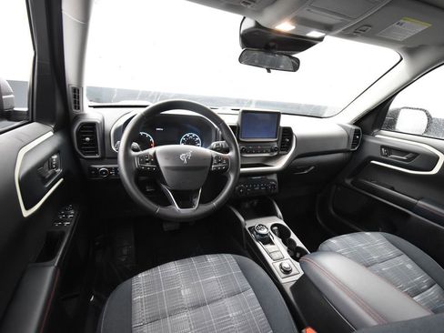 Used 2024 Ford Bronco Sport Heritage w/ Heritage Convenience Package image 12