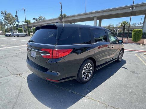 Used 2023 Honda Odyssey EX-L image 17
