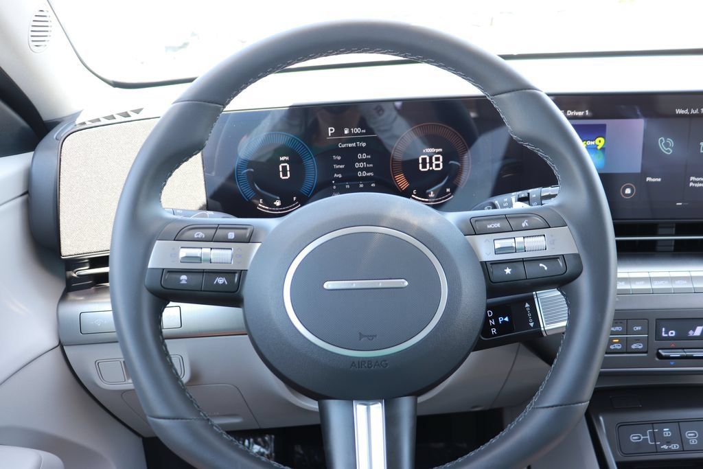 Used 2026 Hyundai Kona SEL Premium FWD image 19