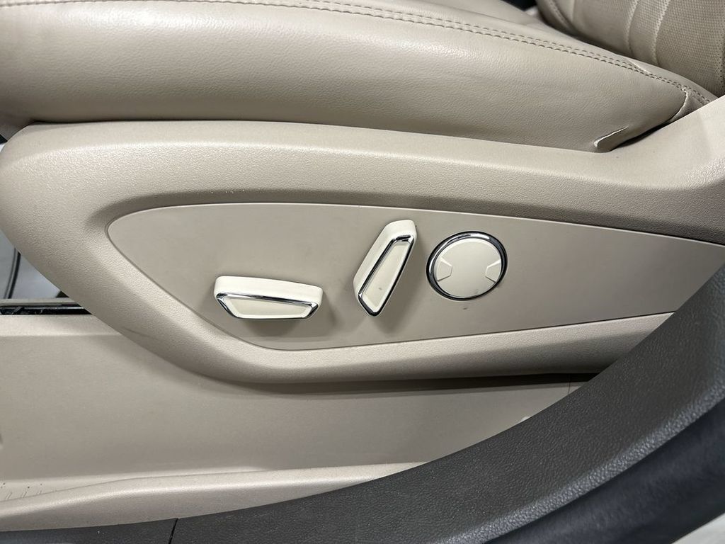 Used 2022 Lincoln Nautilus Reserve AWD/4WD image 10