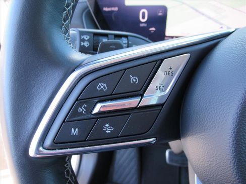 Used 2025 Buick Envision Sport Touring image 19