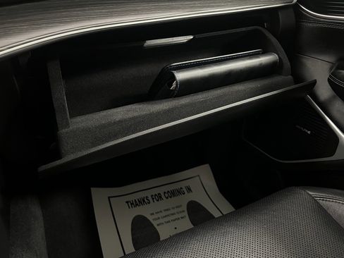 Used 2024 Jeep Wagoneer L Series II w/ Premium Group I image 47