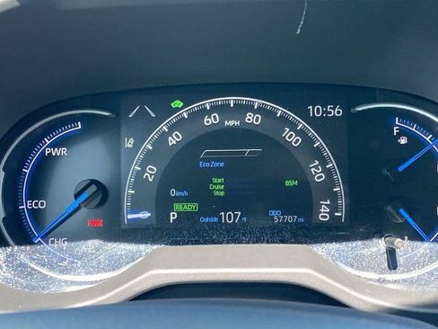 Used 2024 Toyota RAV4 XLE AWD/4WD image 7