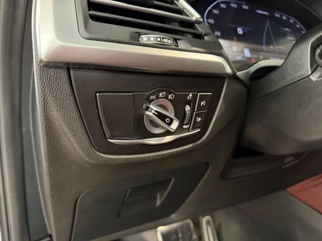 Used 2022 BMW X4 M40i w/ Premium Package AWD/4WD image 20