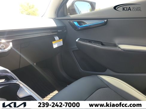 New 2026 Kia EV6 Light RWD image 18