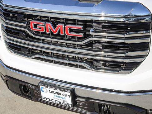 Used 2024 GMC Sierra 1500 SLT image 6