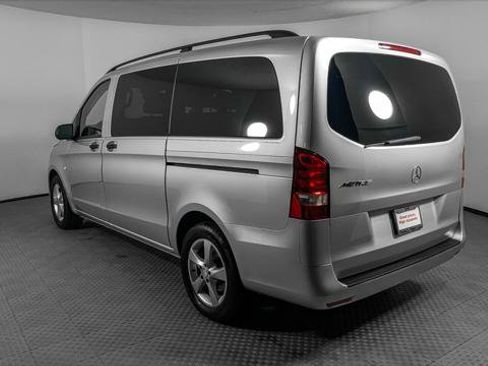 Used 2016 Mercedes-Benz Metris Passenger w/ Premium Appearance Package image 6