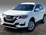 Used 2019 Nissan Rogue SV image 3
