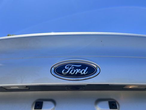 Used 2017 Ford Fiesta S image 9