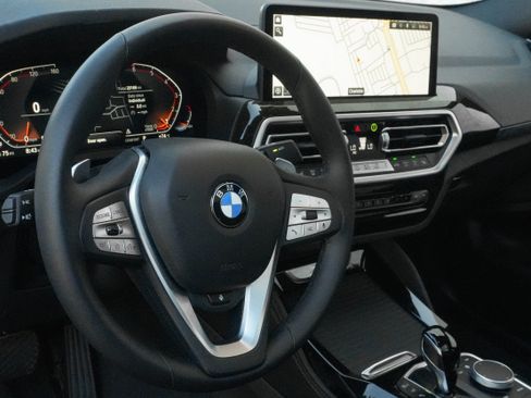 Certified 2024 BMW X4 xDrive30i AWD/4WD image 10