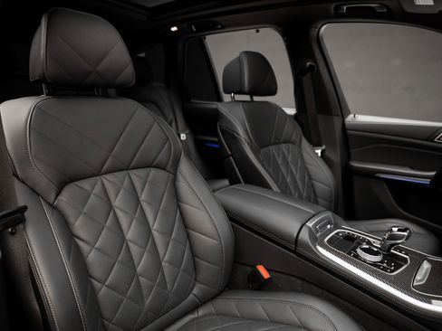 Used 2023 BMW X5 M50i w/ Executive Package image 63