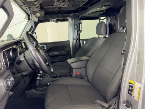 Used 2020 Jeep Gladiator Sport w/ Quick Order Package 24S image 6