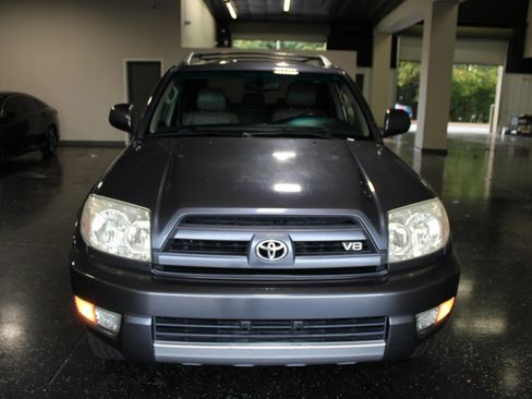 Used 2004 Toyota 4Runner Limited w/ Preferred Accessory Pkg RWD image 5