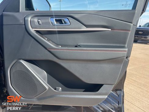 New 2026 Ford Explorer ST-Line w/ ST-Line Street Pack image 15