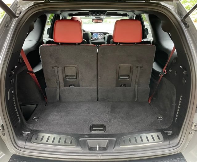 Used 2022 Dodge Durango SRT w/ Technology Group AWD/4WD image 18