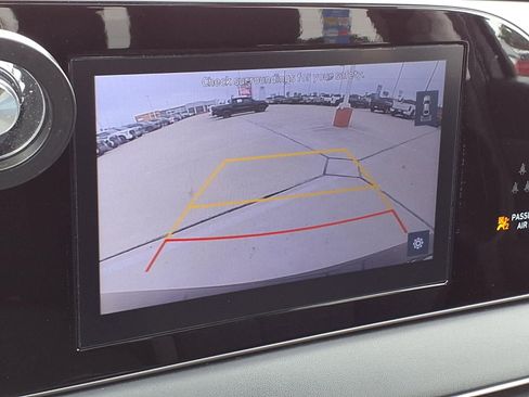 Used 2022 Hyundai Palisade SEL w/ Winter Package FWD image 10