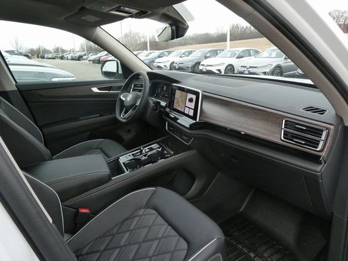 New 2026 Volkswagen Atlas SEL Premium R-Line AWD/4WD image 22