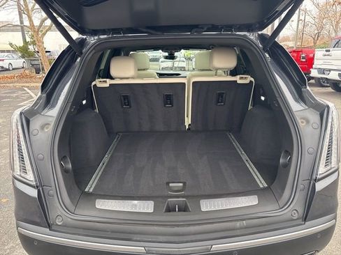Certified 2023 Cadillac XT5 Sportv w/ Technology Package image 37