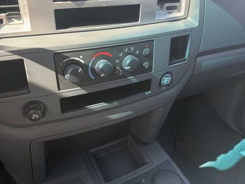 Used 2007 Dodge Ram 2500 Truck SLT image 14