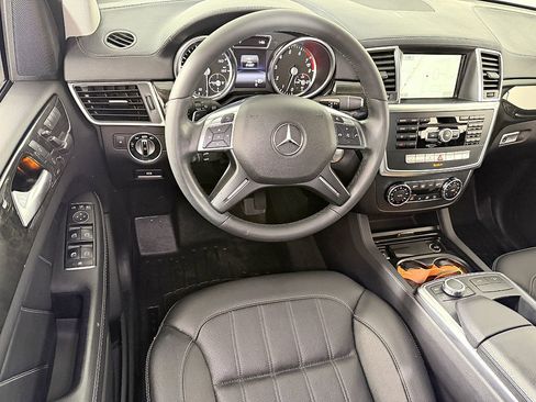 Used 2016 Mercedes-Benz GL 450 4MATIC image 24