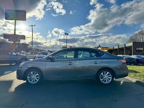 Used 2015 Nissan Sentra SV w/ Style Package image 7