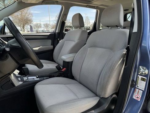 Used 2017 Subaru Forester 2.5i Premium w/ All-Weather Package image 27