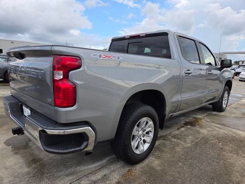 Used 2023 Chevrolet Silverado 1500 LT w/ Safety Package AWD/4WD image 5