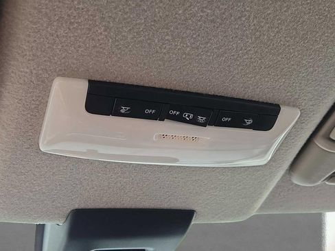 Used 2025 Nissan Kicks Play S FWD image 28