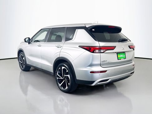 Used 2022 Mitsubishi Outlander SEL Black Edition image 7