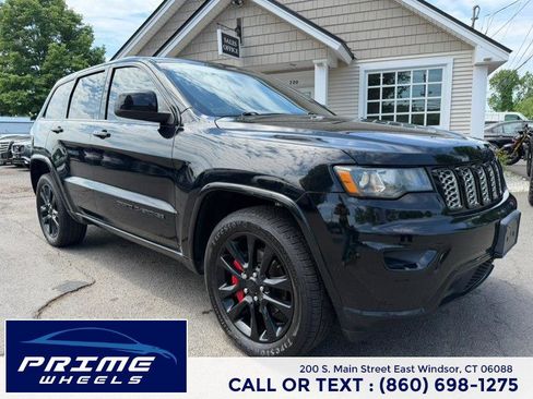 Used 2019 Jeep Grand Cherokee Altitude AWD/4WD image 1