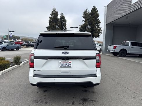 Used 2020 Ford Expedition Limited w/ Equipment Group 303A image 6
