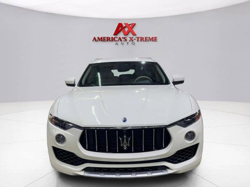 Used 2017 Maserati Levante S image 10