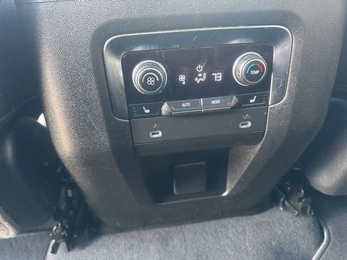 Used 2022 Chevrolet Tahoe LT w/ LT Signature Package AWD/4WD image 27