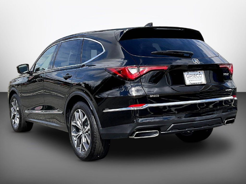 Used 2023 Acura MDX w/ Technology Package AWD/4WD image 5