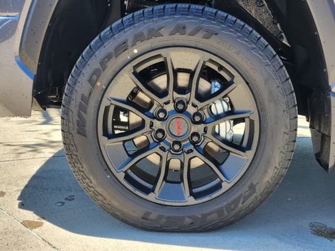 New 2025 Toyota Tundra SR5 image 9