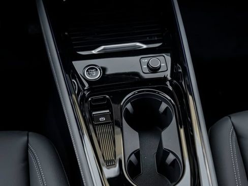 New 2026 Audi Q3 quattro 2.0T AWD/4WD image 19