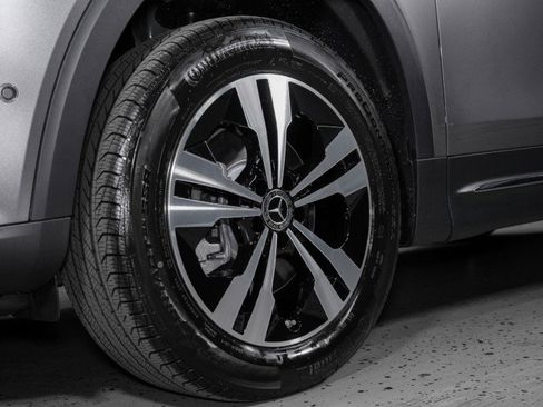 New 2026 Mercedes-Benz GLB 250 4MATIC image 30